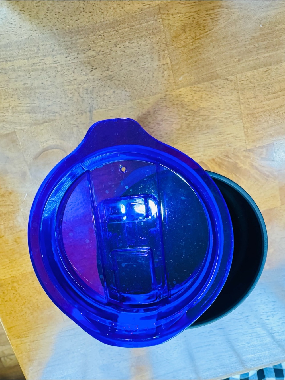 FedEx 20oz Evans Denali Tumbler White W/Purple Lid - Picture 3 of 6